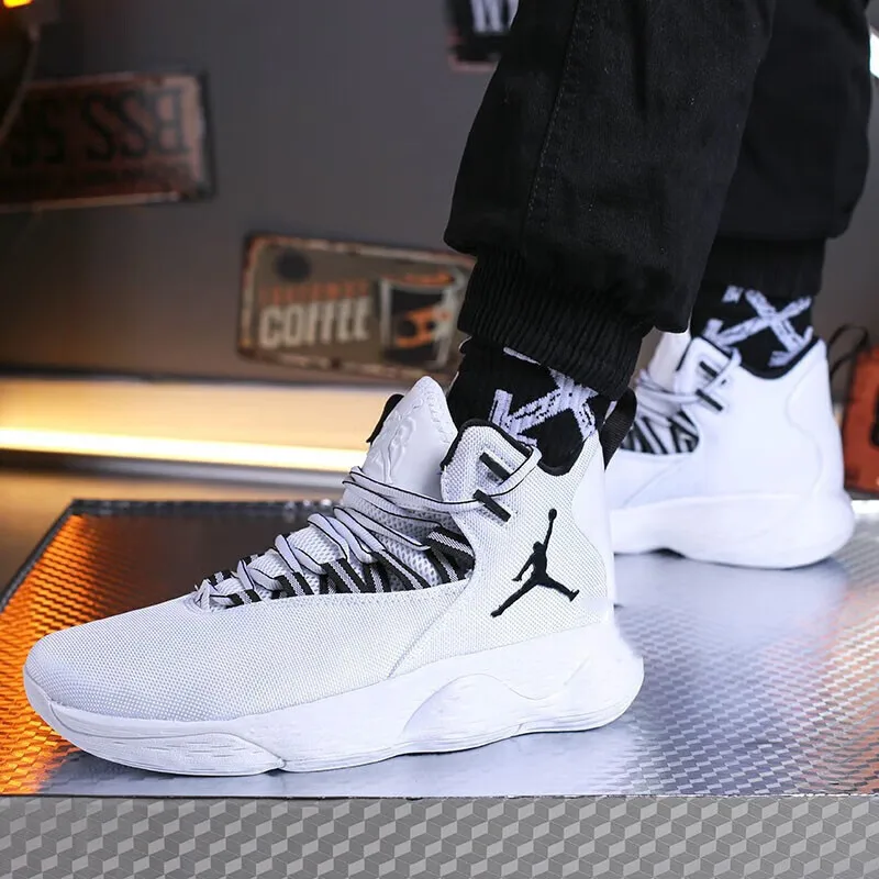 Nike Men's Shoes 2024 Winter Combat - Image 2