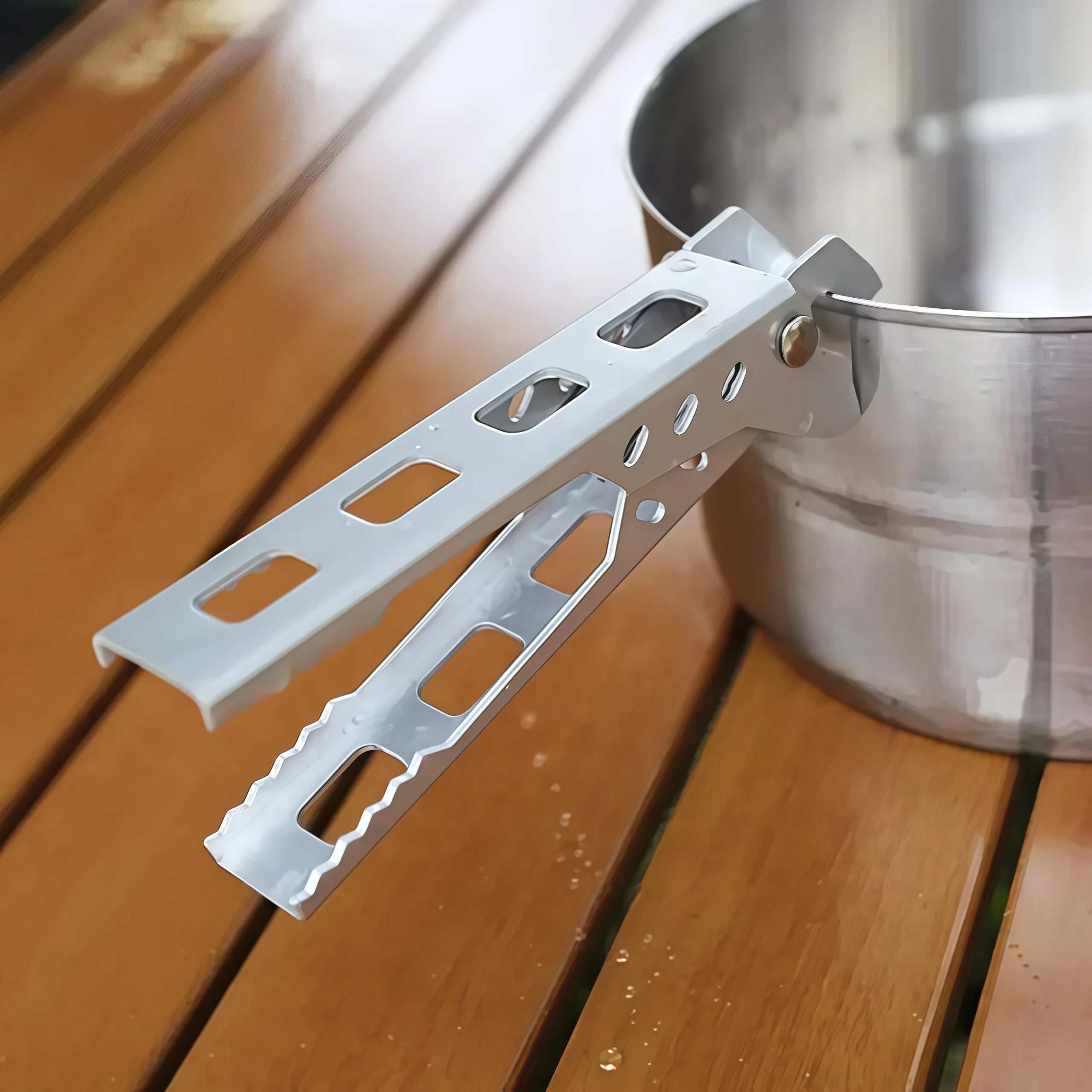 Heat-Resistant Alloy Pot Clip - Anti-Scalding Bowl Gripper for Kitchen & Outdoor Cooking, Food Safe Dish Clamp Accessory